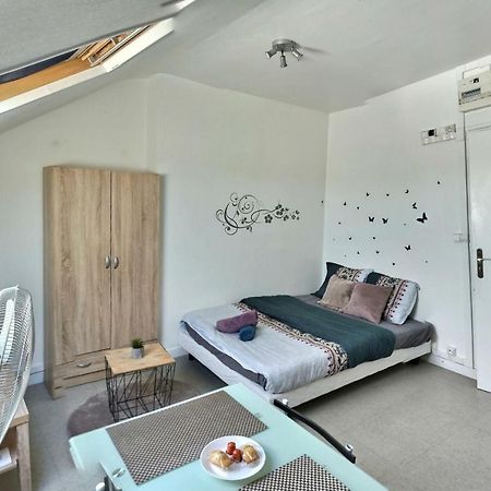 Le Lumineux Studio 6 Face Gare Wifi Évreux Esterno foto